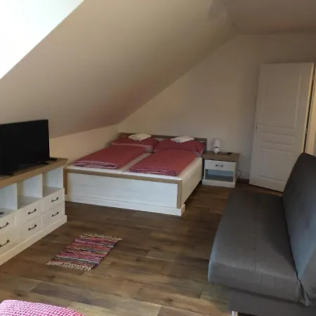 Matejovec 109 & Na Statku Aparthotel *