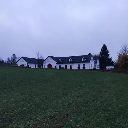 Matejovec 109 & Na Statku Lejlighedshotel 3*